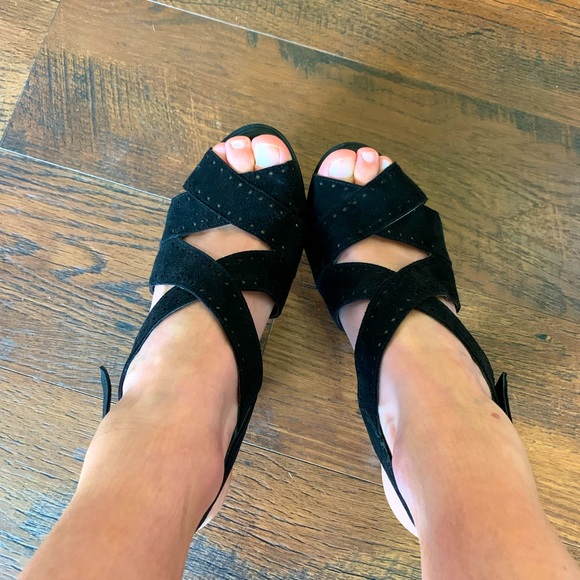 CORDANI HEELS, BLACK SUEDE, ITALIAN MADE, SIZE 39 - Picture 9 of 10